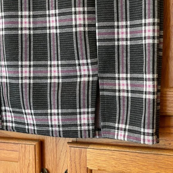 Full Tilt Womens L Plaid Mini Skirt Split Hem Black White Pink Stretch USA Made - Picture 6 of 13
